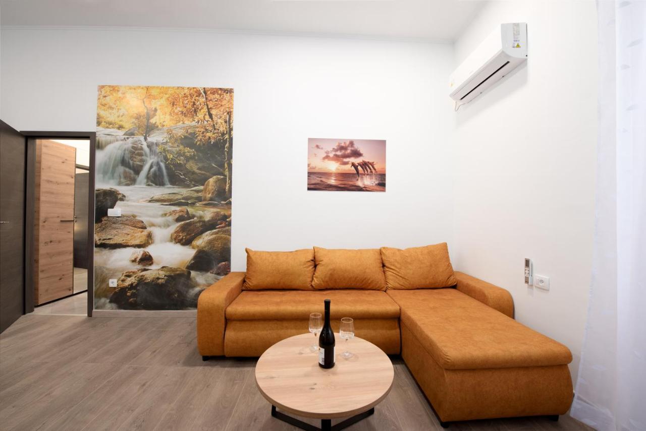 Apartman Cezar Apartment Rijeka Bagian luar foto