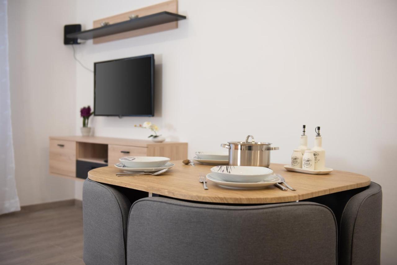 Apartman Cezar Apartment Rijeka Bagian luar foto